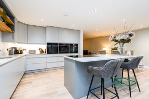 Photo 33- click for photo gallery